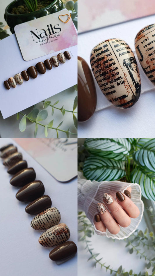 Vintage newspaper | Press on nails
