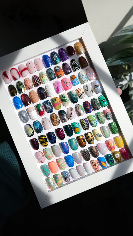 Custom design sets (3 tiers) | Press on nails
