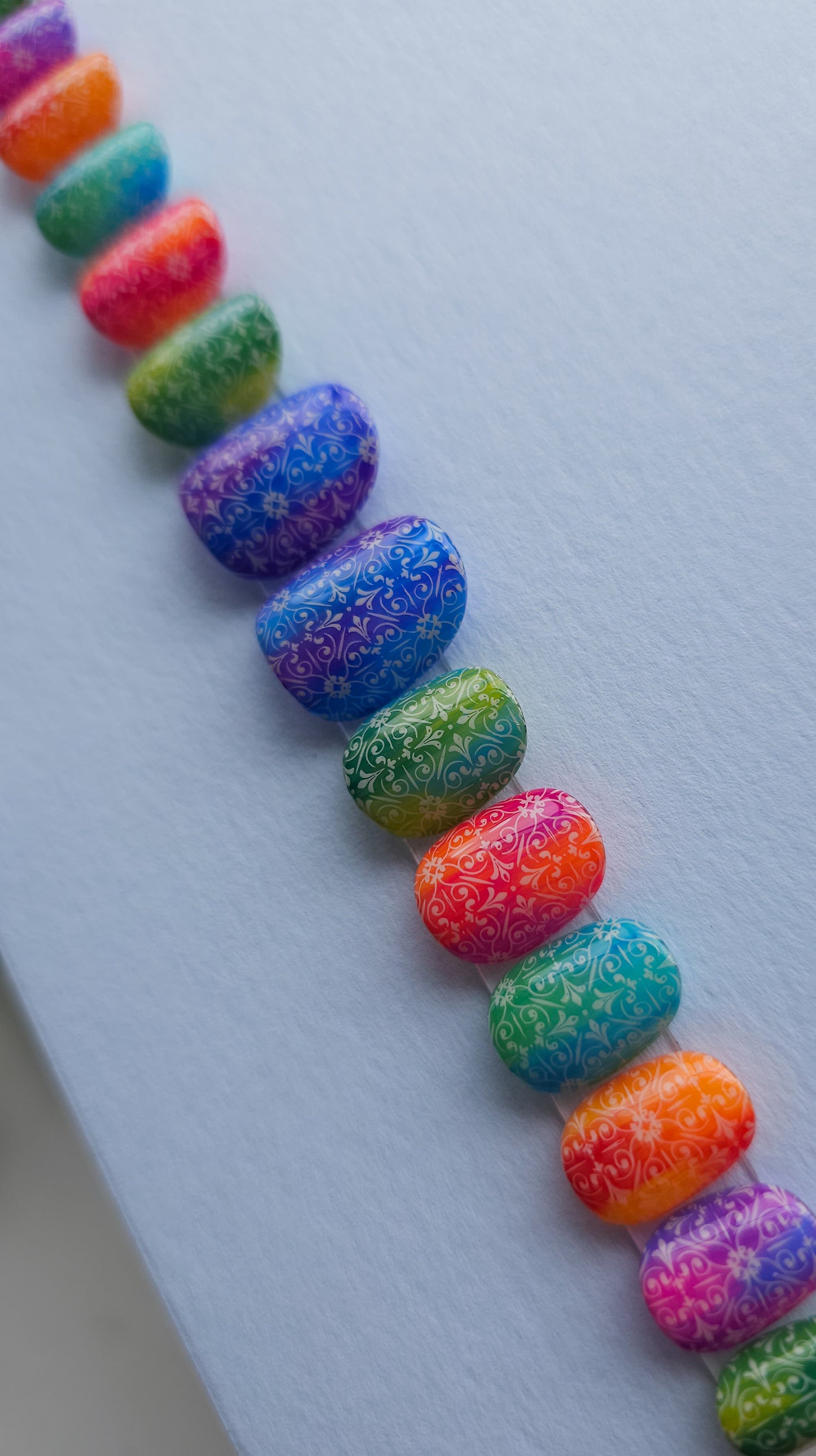 Colourful Casablanca | Press on nails
