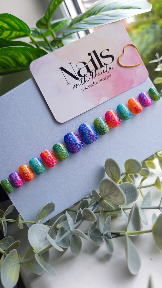 Colourful Casablanca | Press on nails