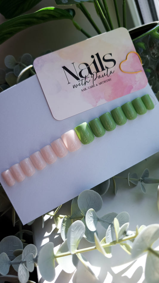Organic harmony | Press on nails