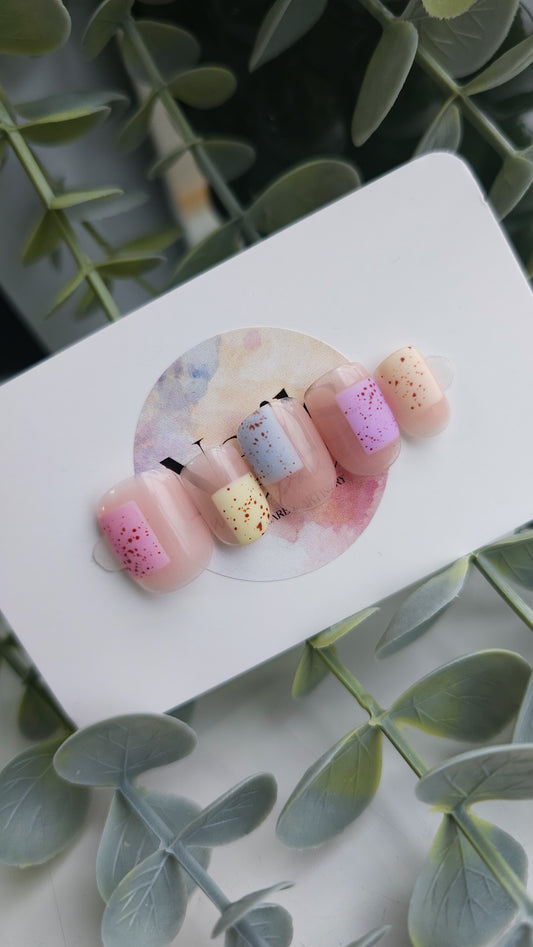 Easter's alternative mini eggs | Press on nails