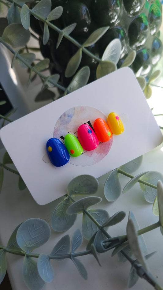 Single dotted neons | Press on nails