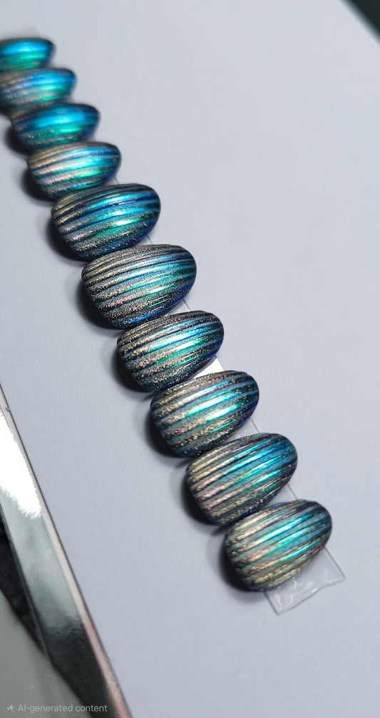 Stripey matte and glossy cat eye | Press on nails