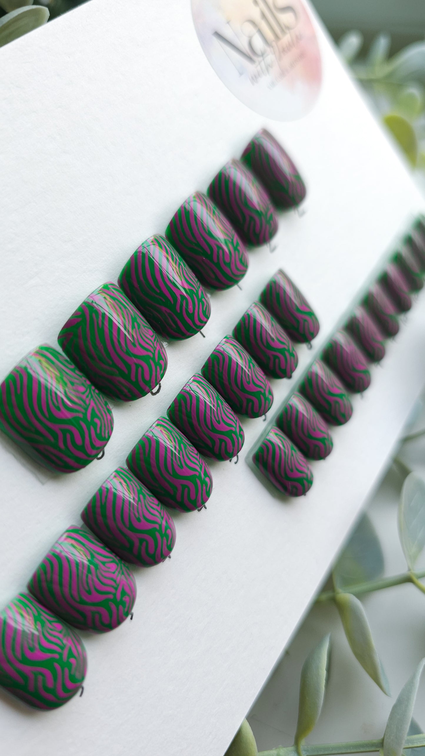 Pink and green tiger | Press on nails XS Soft square | Ready to ship
