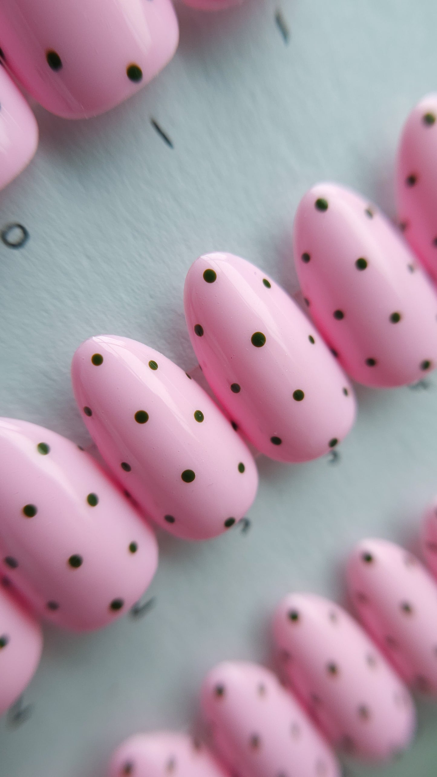 Green and pink polka dots | Press on nails S almond | Ready to ship