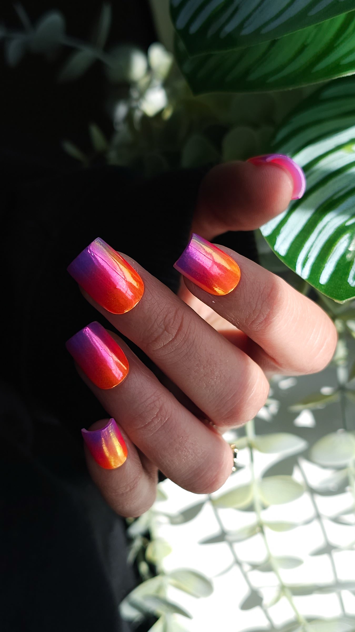 Sunset chrome | Press on nails