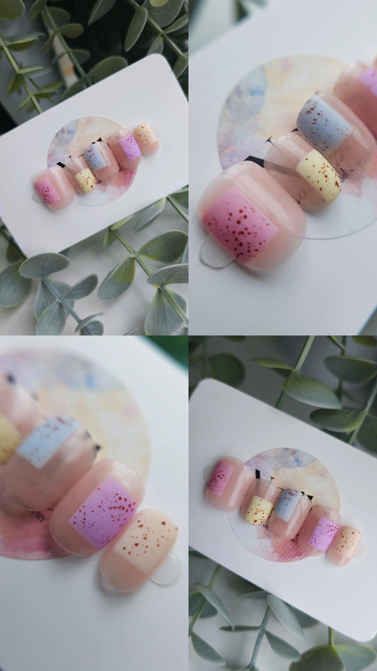 Easter's alternative mini eggs | Press on nails