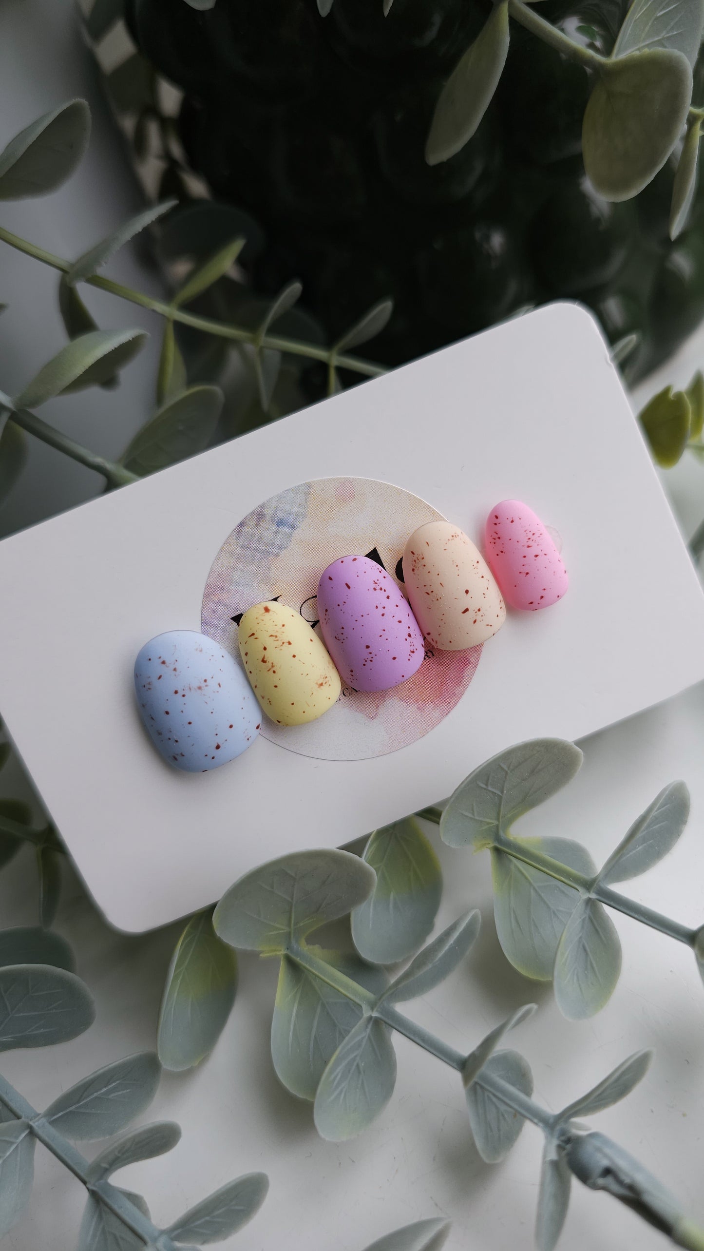 Easter's mini eggs | Press on nails