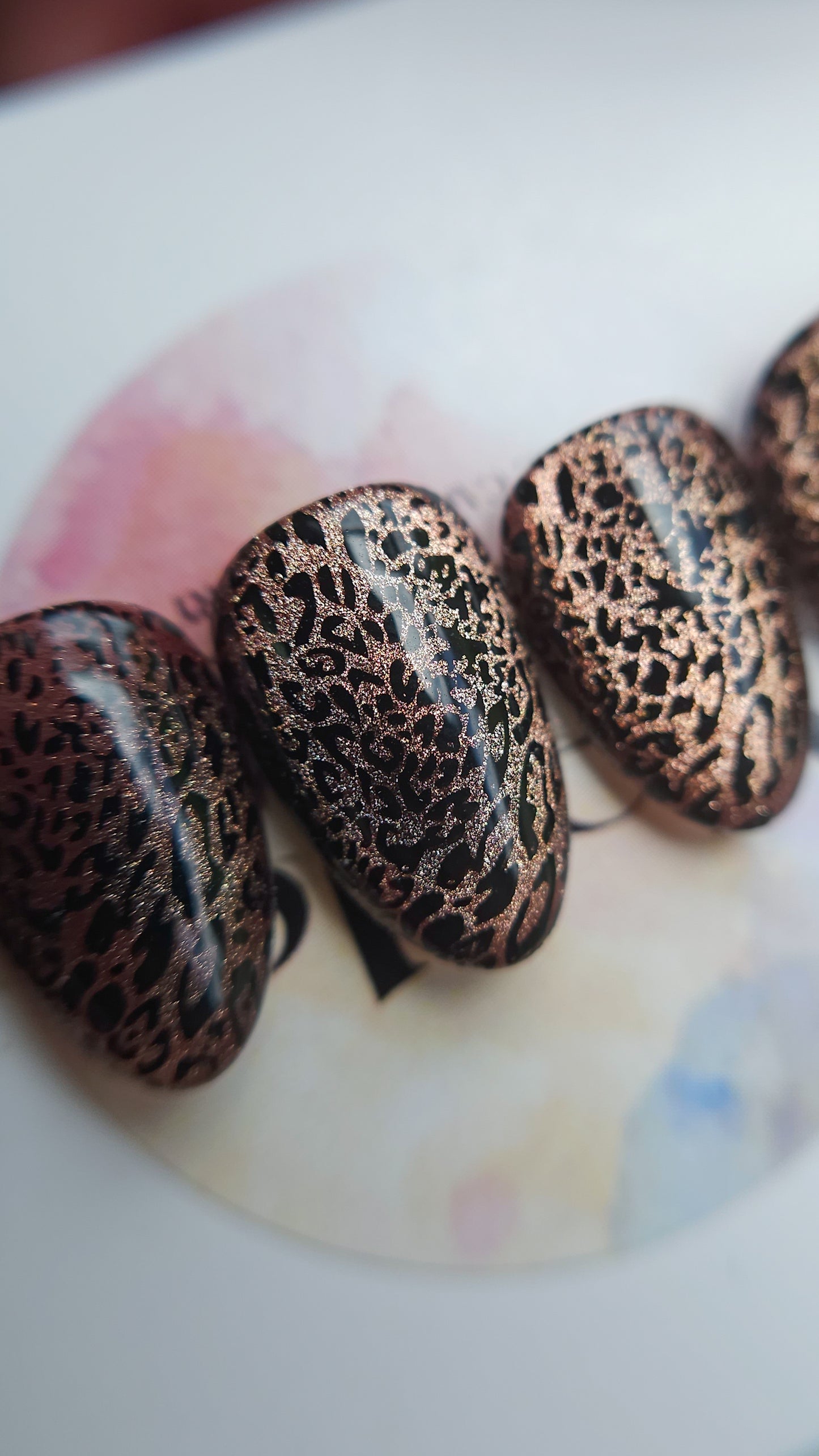 Velvet animal | Press on nails