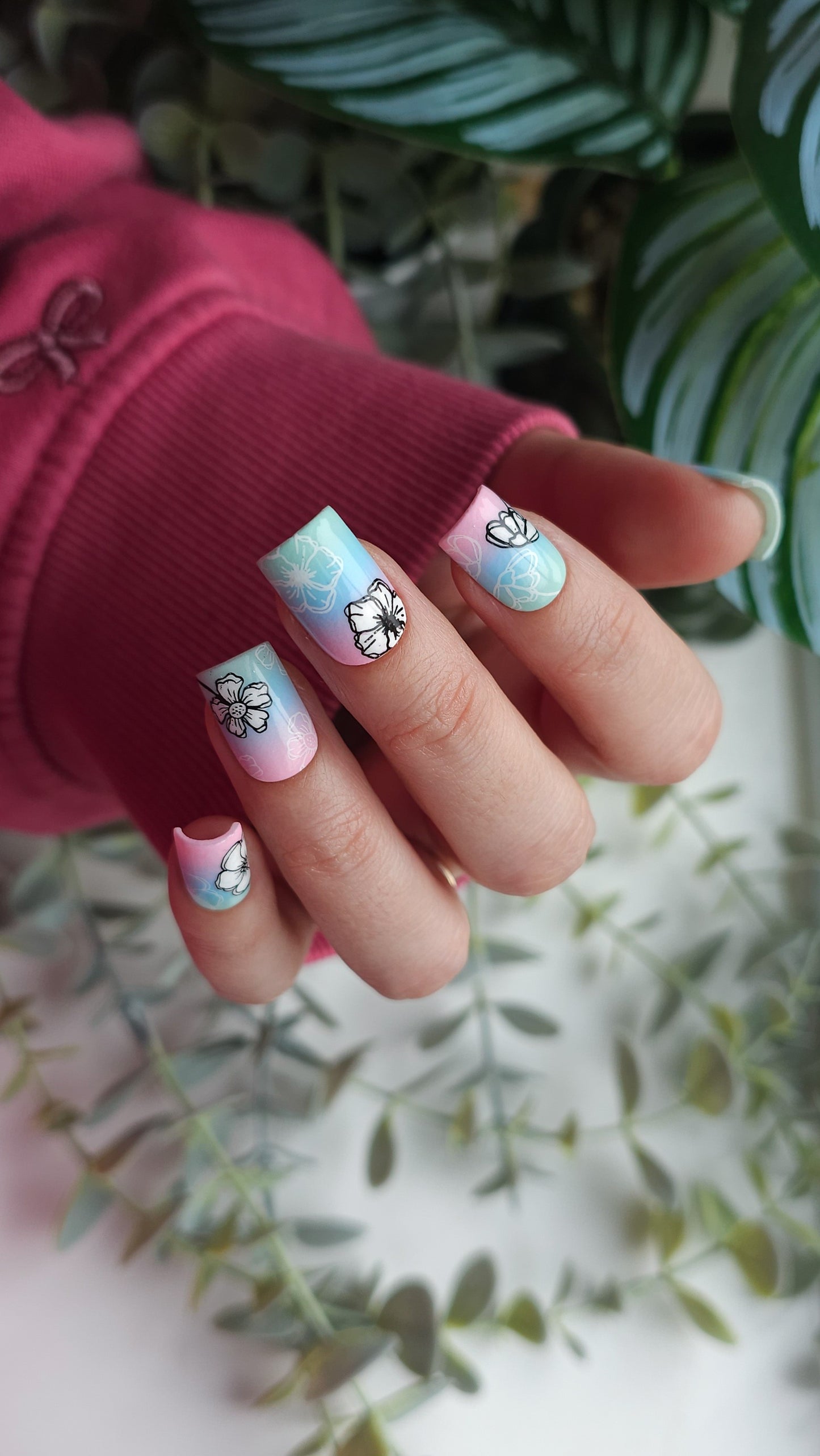 Ethereal bloom | Press on nails
