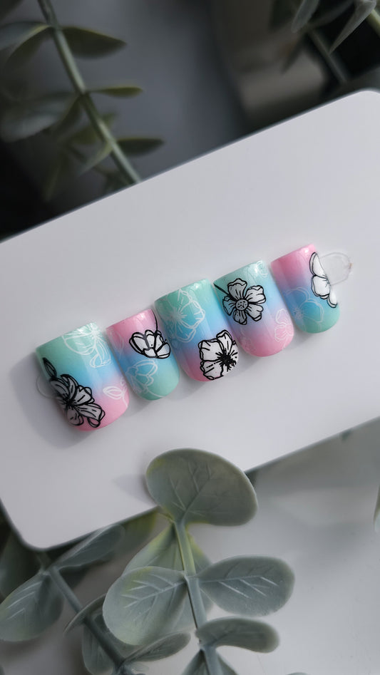 Ethereal bloom | Press on nails