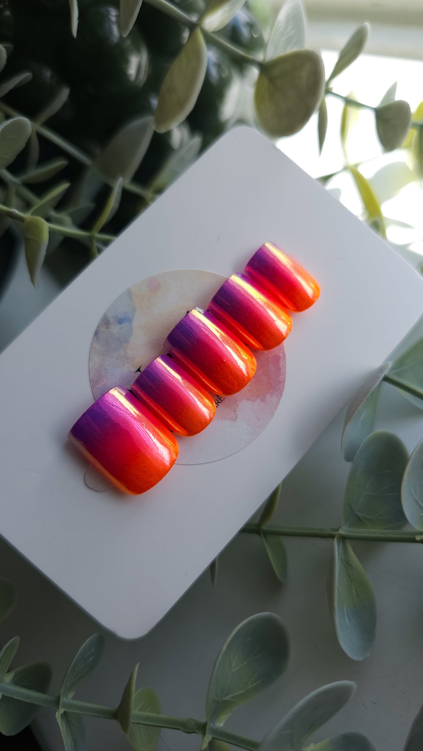 Sunset chrome | Press on nails