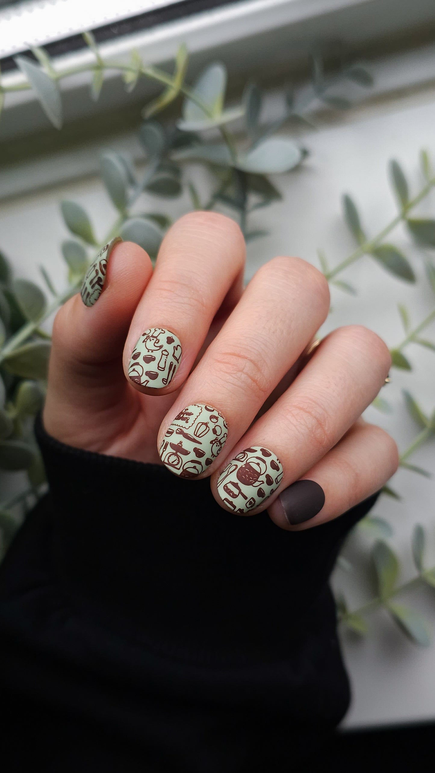 Tea time | Press on nails