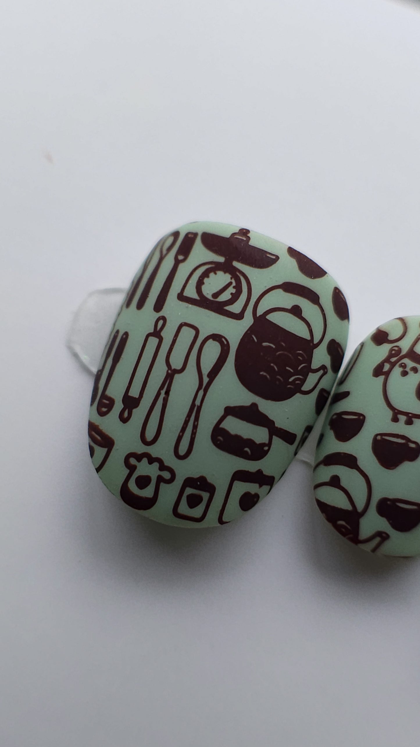 Tea time | Press on nails