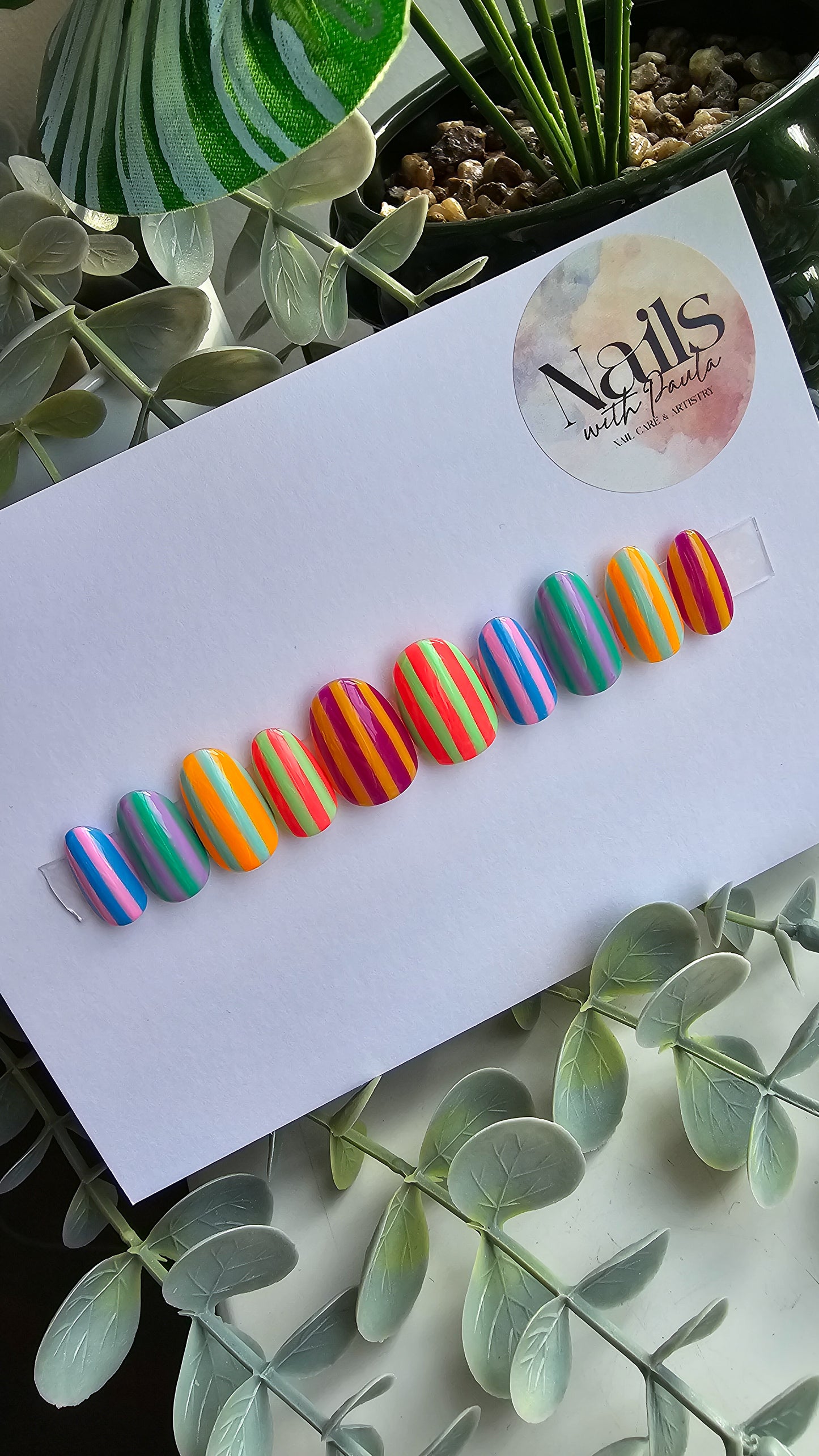 Coloured stripes | Press on nails