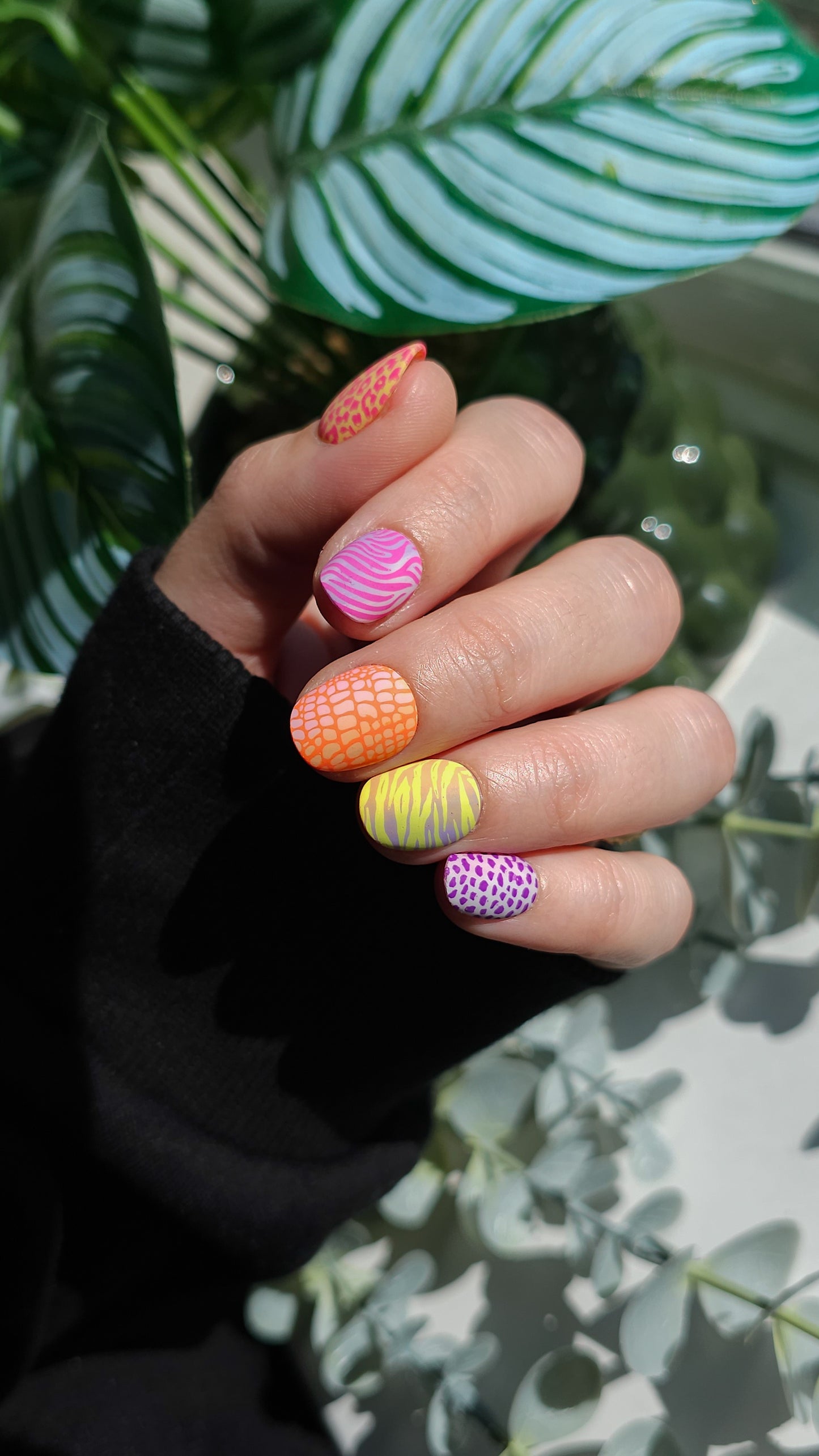 Funky animal prints | Press on nails