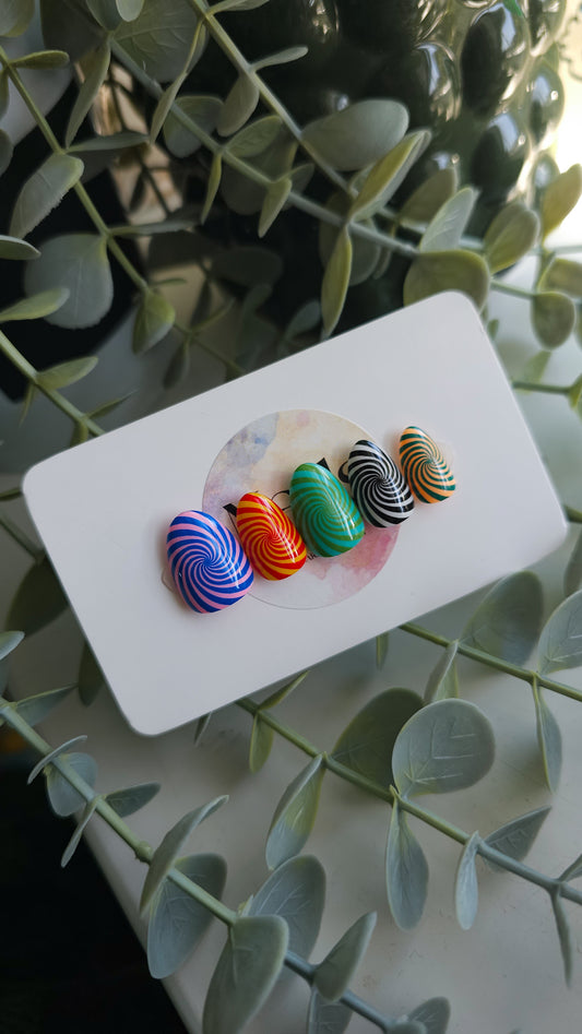 Hypnotic spirals | Press on nails