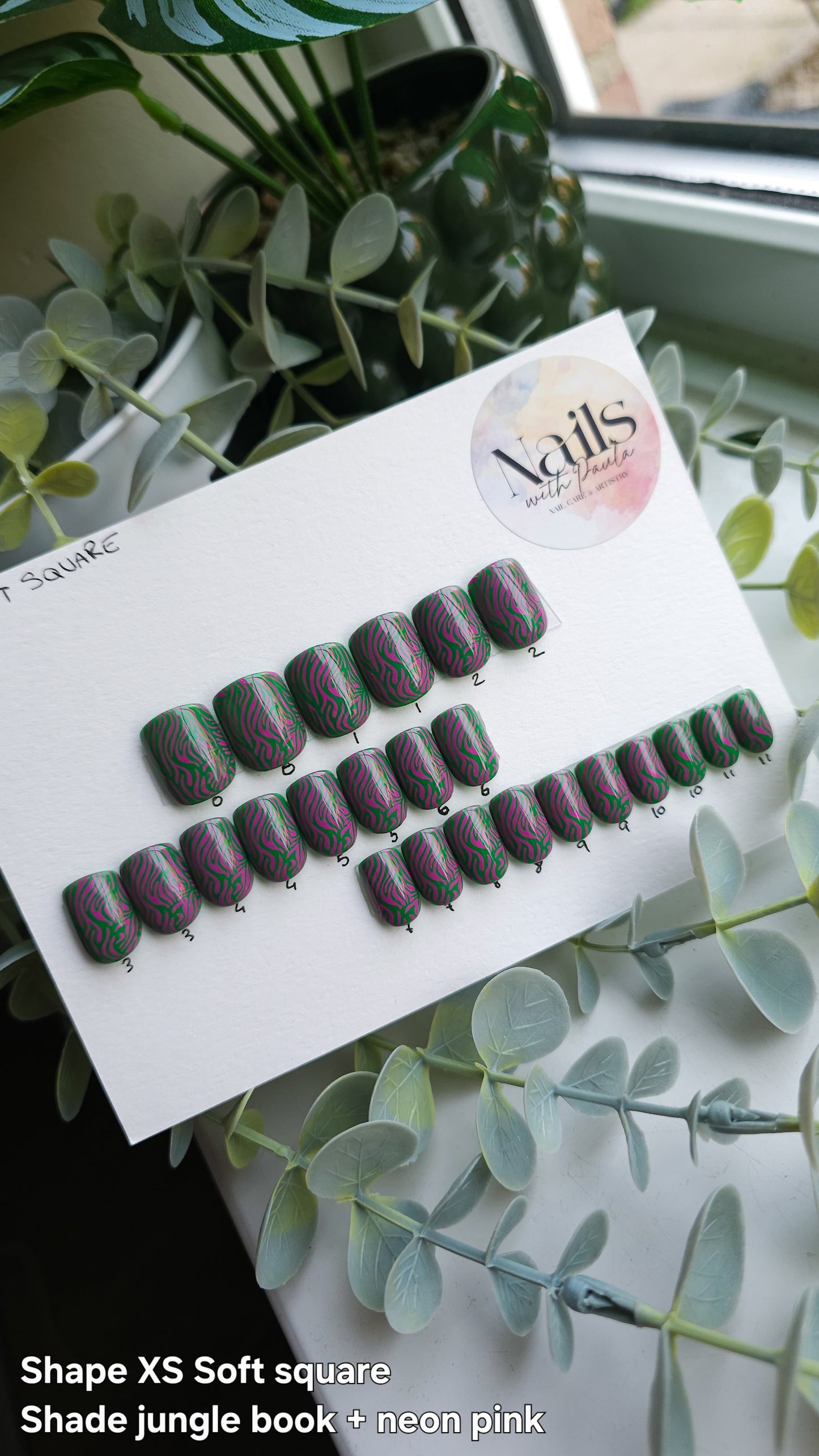 Pink and green tiger | Press on nails XS Soft square | Ready to ship