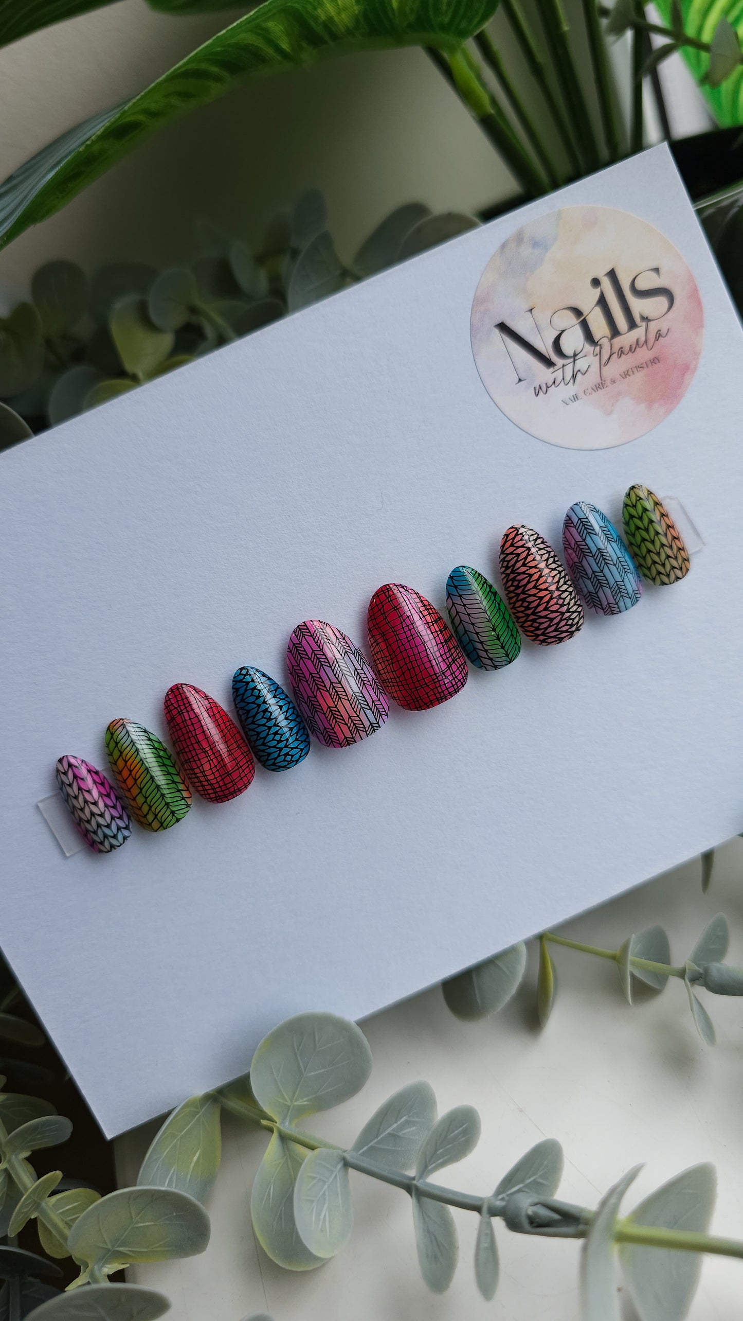 Colour smoosh pattern | Press on nails