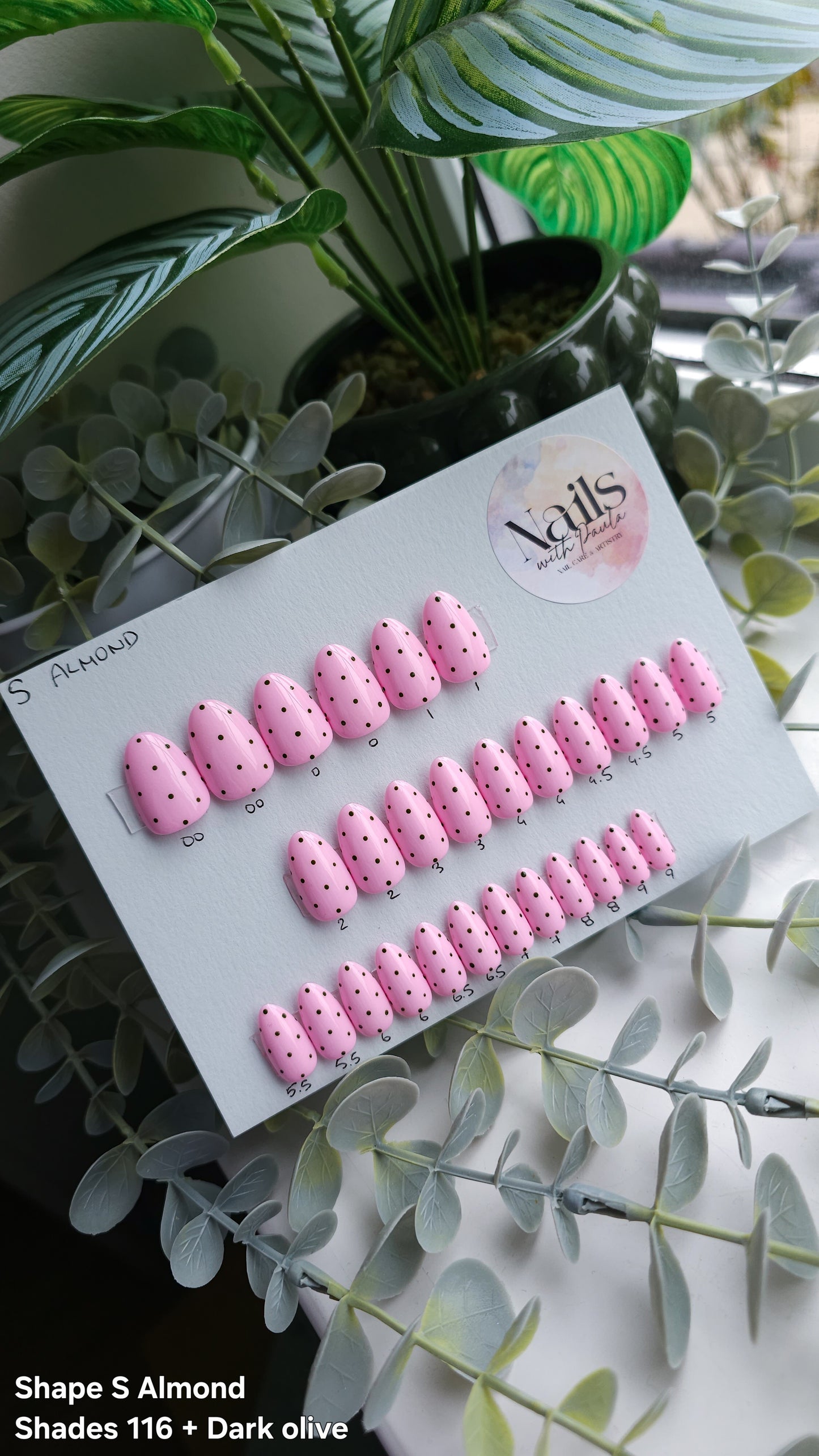 Green and pink polka dots | Press on nails S almond | Ready to ship